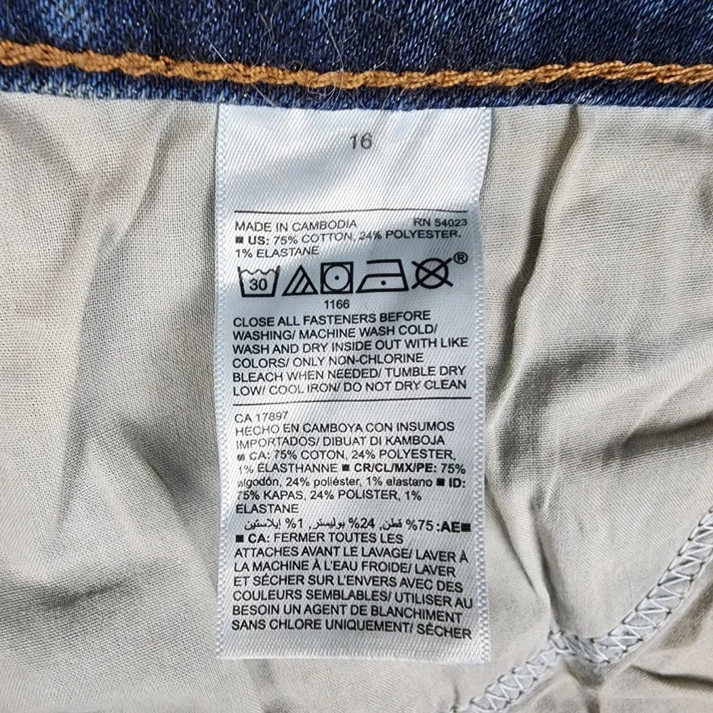 Old Navy Bermuda Shorts Womens 16 Blue Denim Cuffed Stretch Mid Rise Casual
